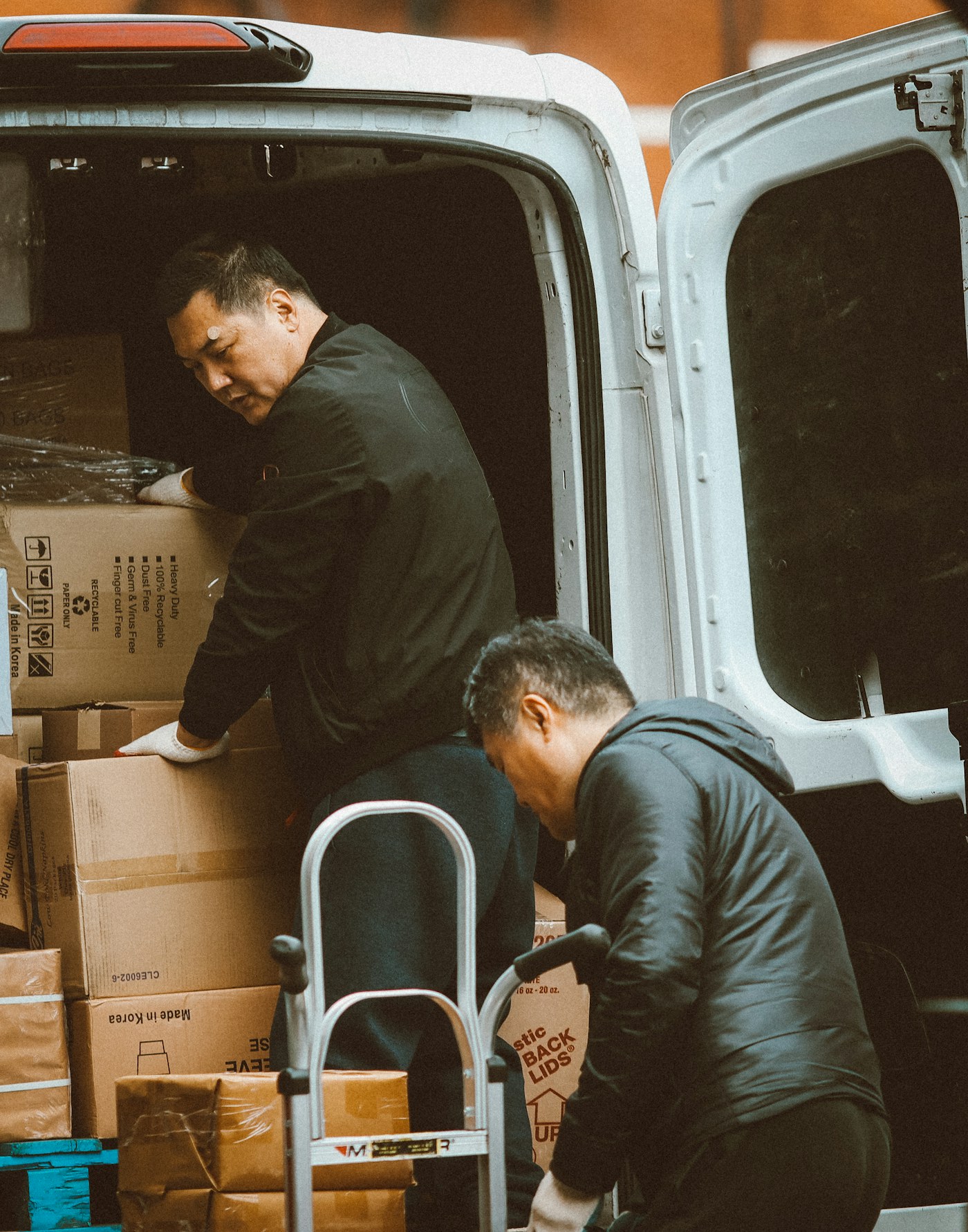 Choosing Long-Distance Movers — LuxeMove