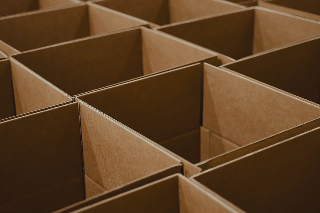 Moving Into a Bel Air Estate: Logistics, Gated Access, and What to Expect — LuxeMove