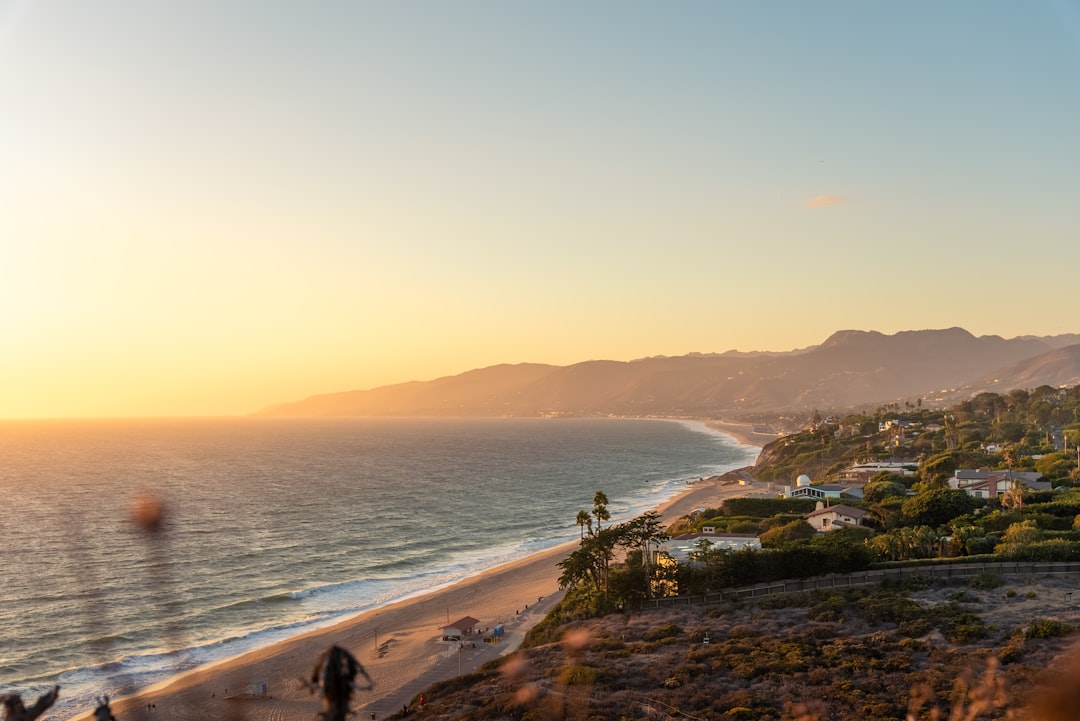 Best Neighborhoods in Malibu: From Point Dume to the Colony — LuxeMove