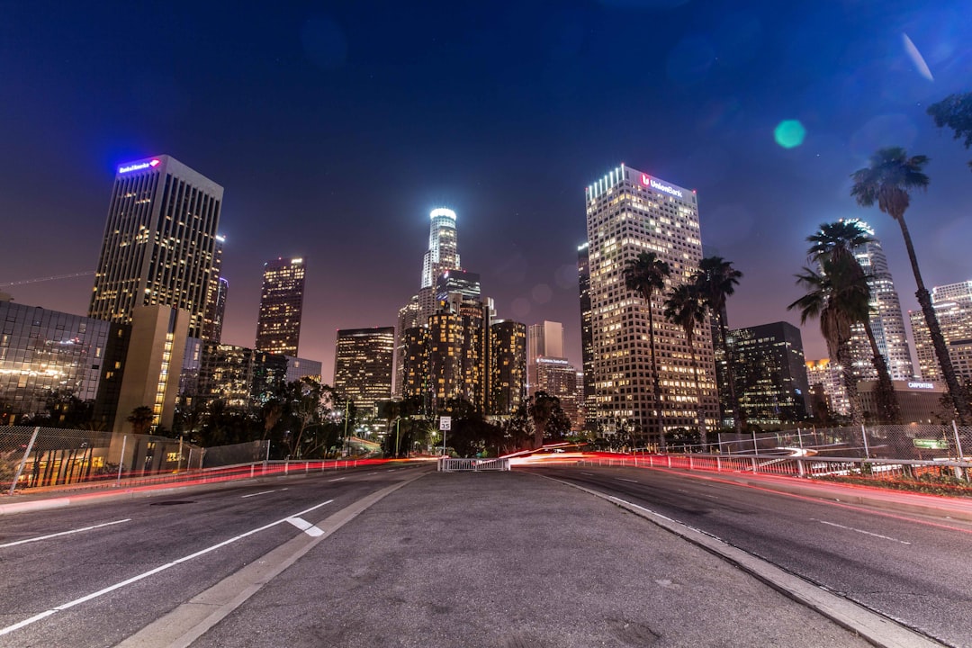 Best Time of Day to Move in Los Angeles to Avoid Traffic — LuxeMove