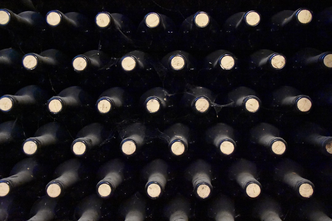 Climate-Controlled Wine Transport: Why Temperature Matters When Moving Wine — LuxeMove
