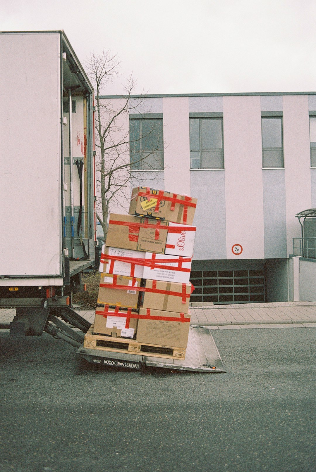 Items Movers Won't Transport: The Complete Non-Allowables List — LuxeMove