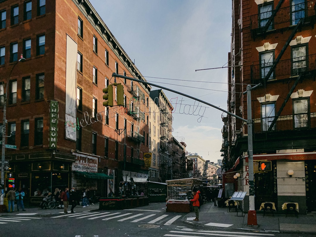 LA to New York Moving Cost: What a Cross-Country Move Really Costs in 2026 — LuxeMove