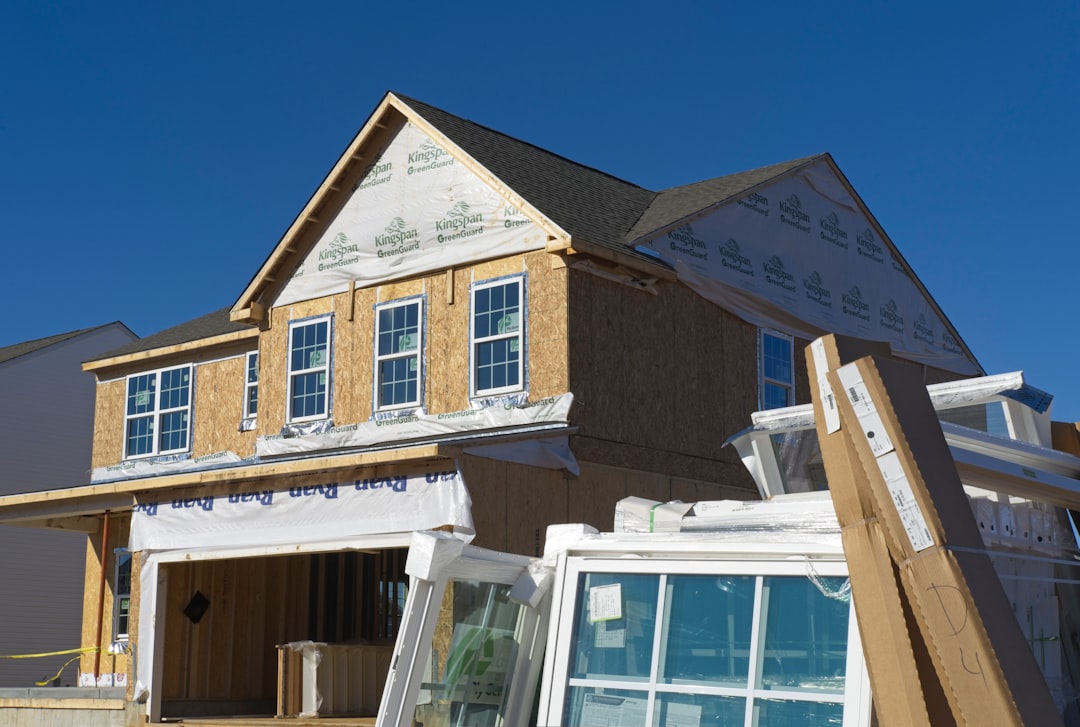 Moving into New Construction: What to Expect and How to Prepare — LuxeMove