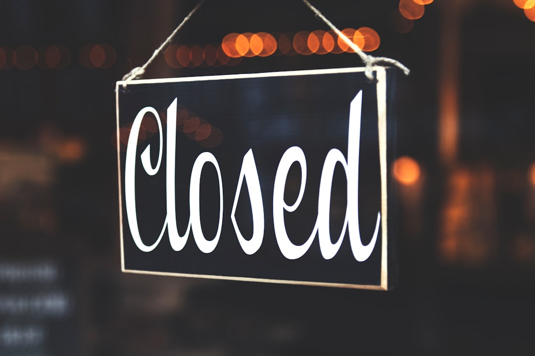 Moving Out After Closing Day: What to Do in the Final 48 Hours — LuxeMove