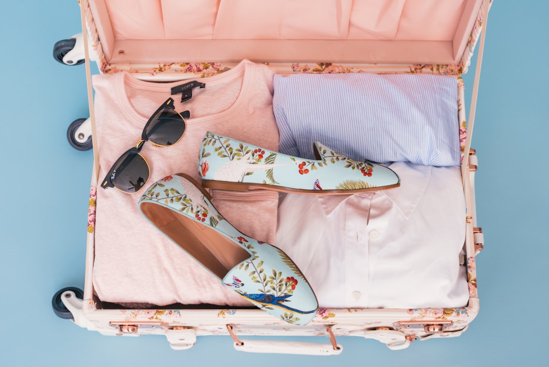 Professional Packing Tips: How Expert Movers Pack a Home — LuxeMove